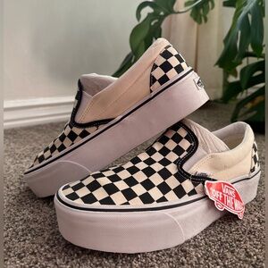 Vans Platform Checkerboard Stackform Shoe. Women’s Size 11.